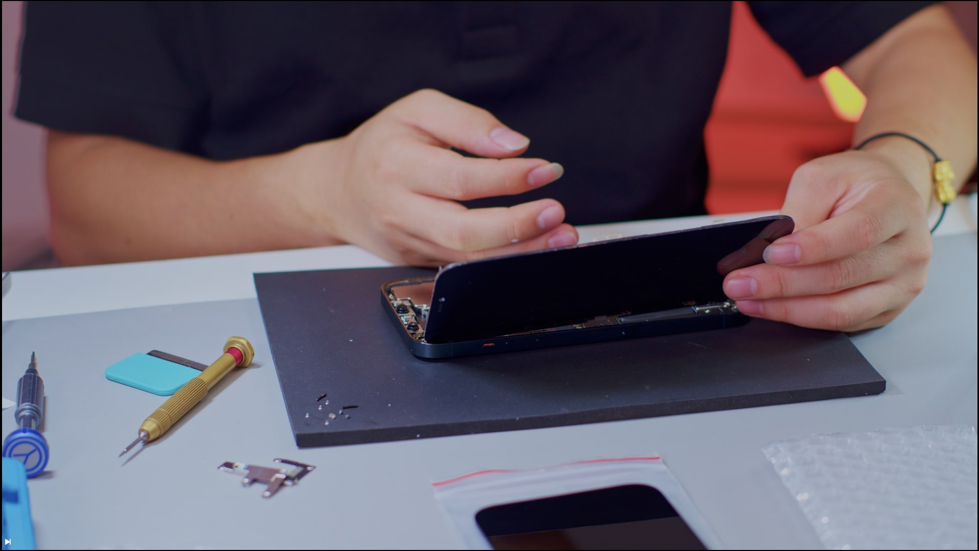 THAY MÀN HÌNH IPHONE CHÍNH HÃNG APPLE - NHỮNG LƯU Ý QUAN TRỌNG TRƯỚC KHI THAY!!?